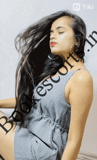 Shruti Desai Escort Service: Shruti, Your Perfect Companion
