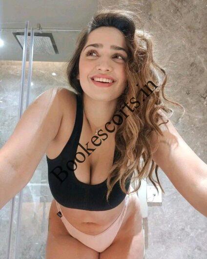 Sexy Emily